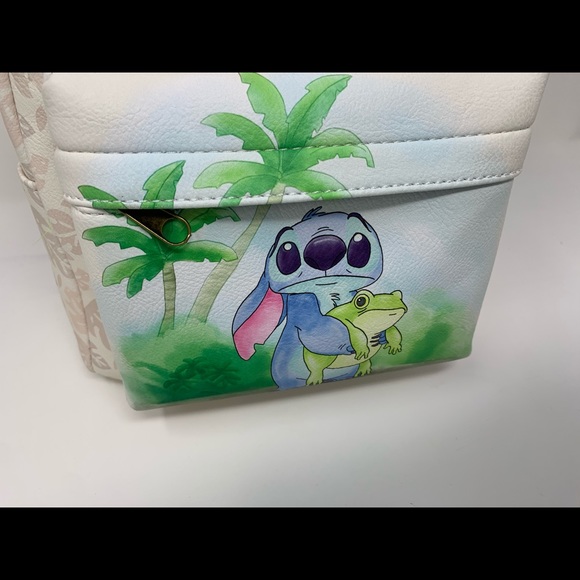 Disneyxloungefly tropical stitch themed backpack - Picture 2 of 8